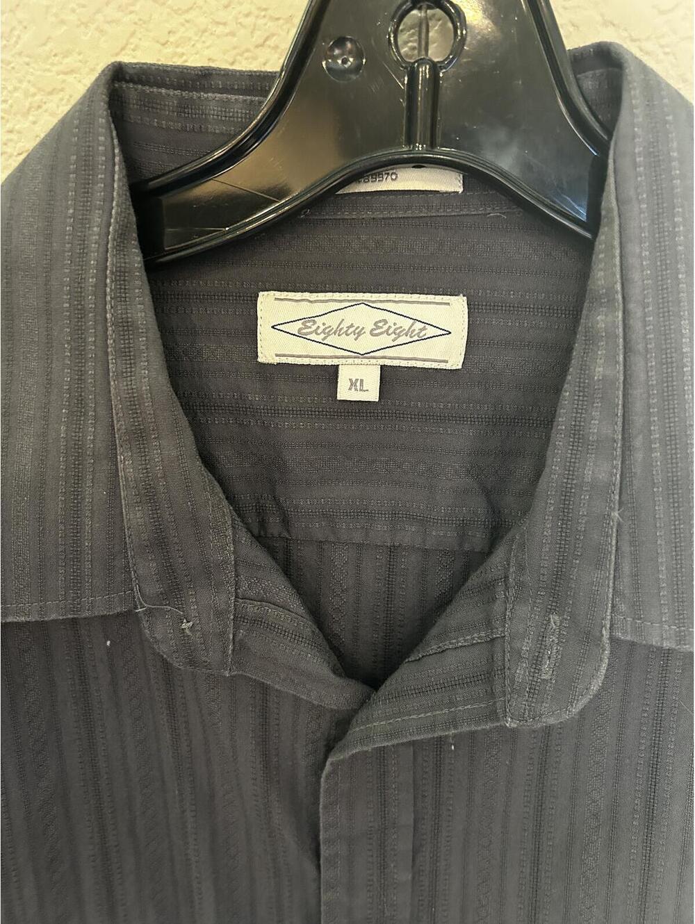 Eighty Eight Men's XL Grey 100% Cotton Long Sleeve Button-Up Shirt